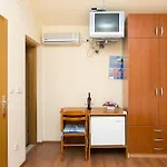 בית הארחה & Braica 3*