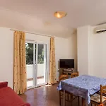 & Braica בית הארחה